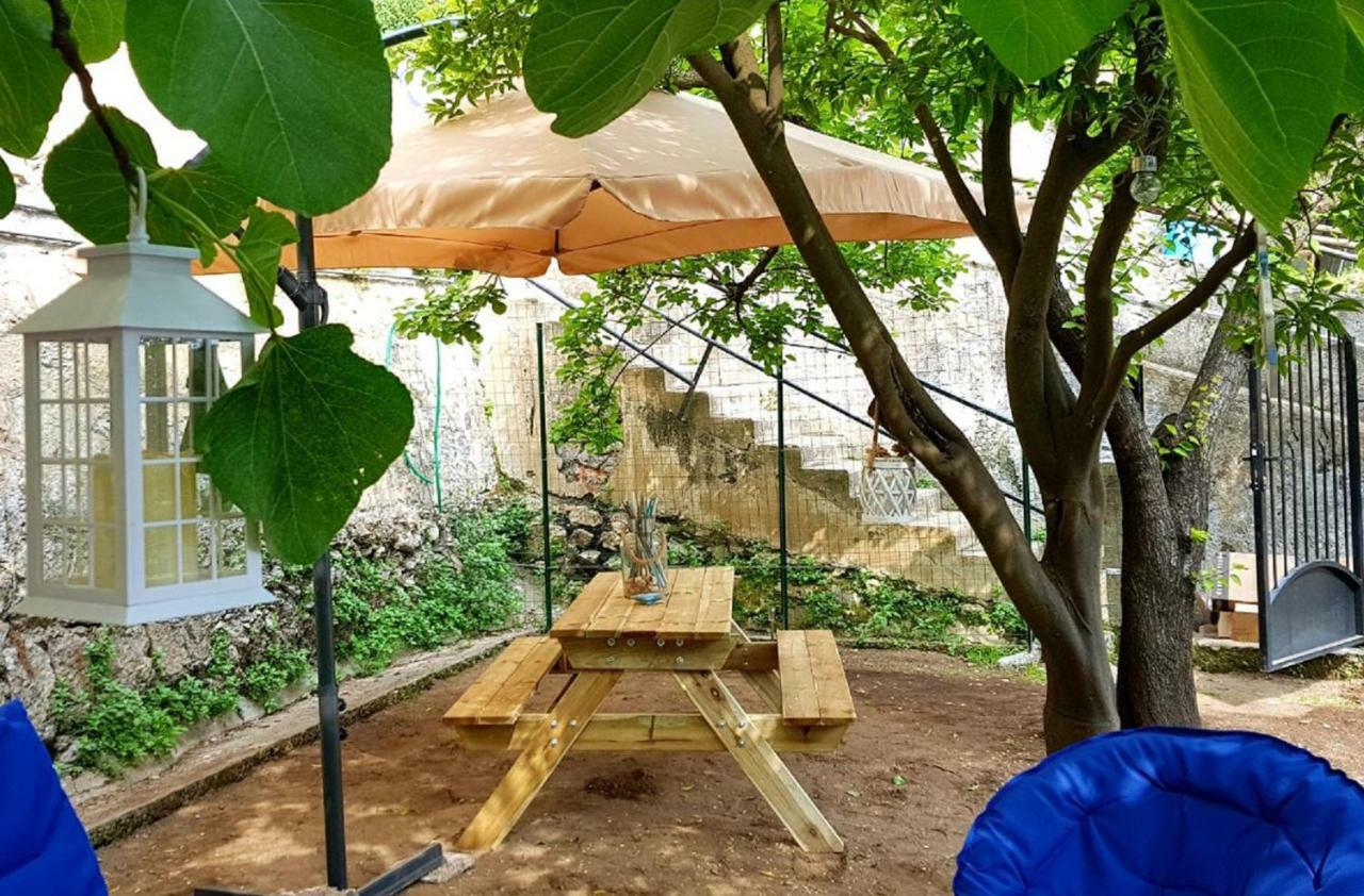 Casa Rosa Appartamento Con Giardino Cetara Exterior photo